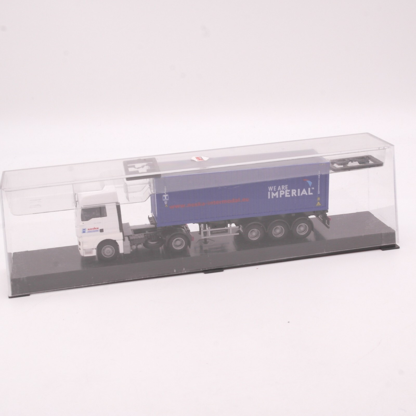 AWM 1:87 MAN Sattelzug neska intermodal WE ARE IMERIAL in OVP RT9109 – Bild 4