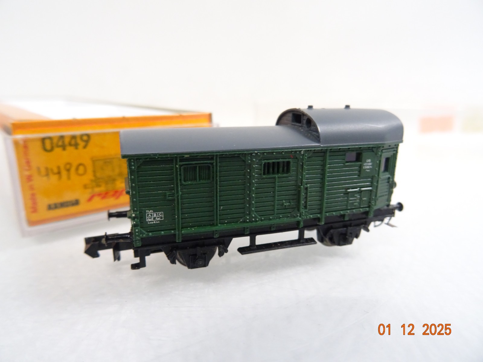 Arnold N 0449 Güterzug-Begleitwagen der DB in OVP RR5157 – Bild 3