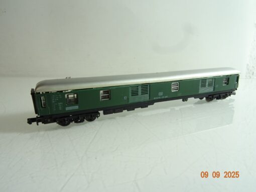Arnold N Gepäckwagen 60 80 92-40-211 der DB RR3414 o.