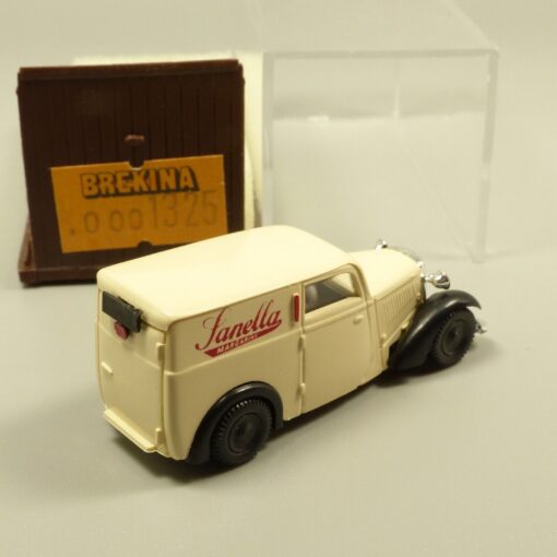 Brekina 1:87 1325 DKW F7 Kastenwagen Sanella beige in OVP EX5327 – Bild 3
