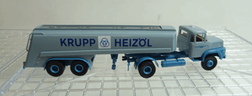 Brekina 1:87 15356 Brekina Krupp K 806 Tank-Sattelzug Krupp Heizöl in OVP AR7671 – Bild 3