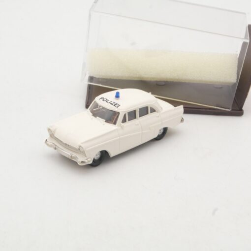 Brekina 1:87 1911 Ford Taunus 17M Limousine Polizei in OVP QR9599