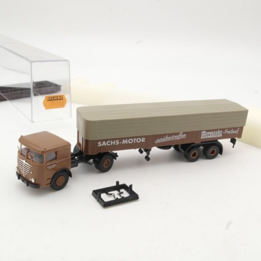 Brekina 1:87 79202 Büssing LS 11 FS Pritsche mit Plane Sachs-Motor in OVP RR812