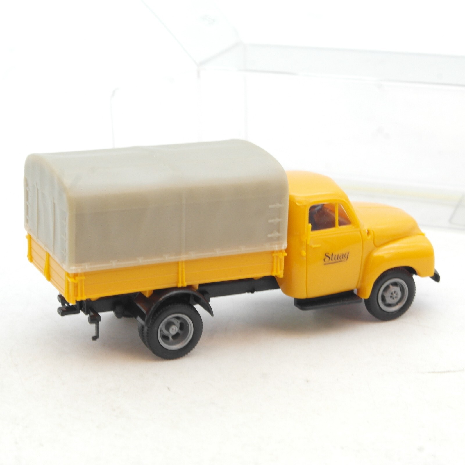 Brekina 1:87 Opel Blitz Pritsche Plane Stuag in EVP RG1403 – Bild 3