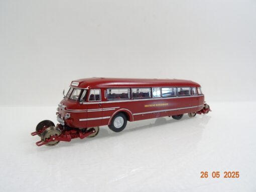 Brekina H0 Schi-Stra-Bus der DB ohne Antrieb JL801 o.