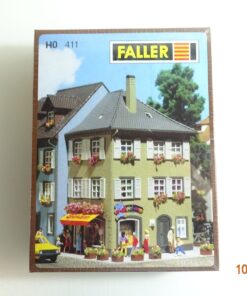 Faller H0 411 Eckhaus mit Spielwarengeschäft siehe Foto in OVP CK4777