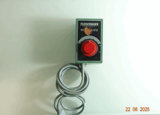 Fleischmann 6735 MSF Trafo 220V 50/60 Hz siehe Foto PK754 o.