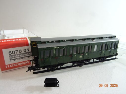 Fleischmann H0 5070 01 K Abteilwagen 2. Klasse der DB in OVP RR3488