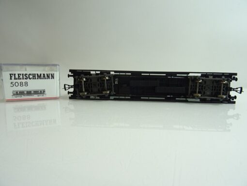 Fleischmann H0 5088 Gepäckwagen mit Bremserhaus der DR in OVP PR442 – Bild 4