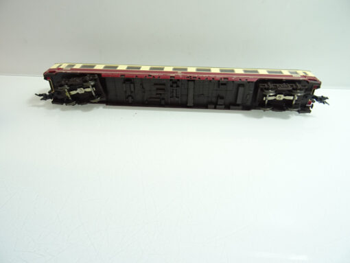 Fleischmann H0 5169 Personenwagen 1. Kl. 61 80 19-80 138-8 der DB  in EVP AR6824 – Bild 4