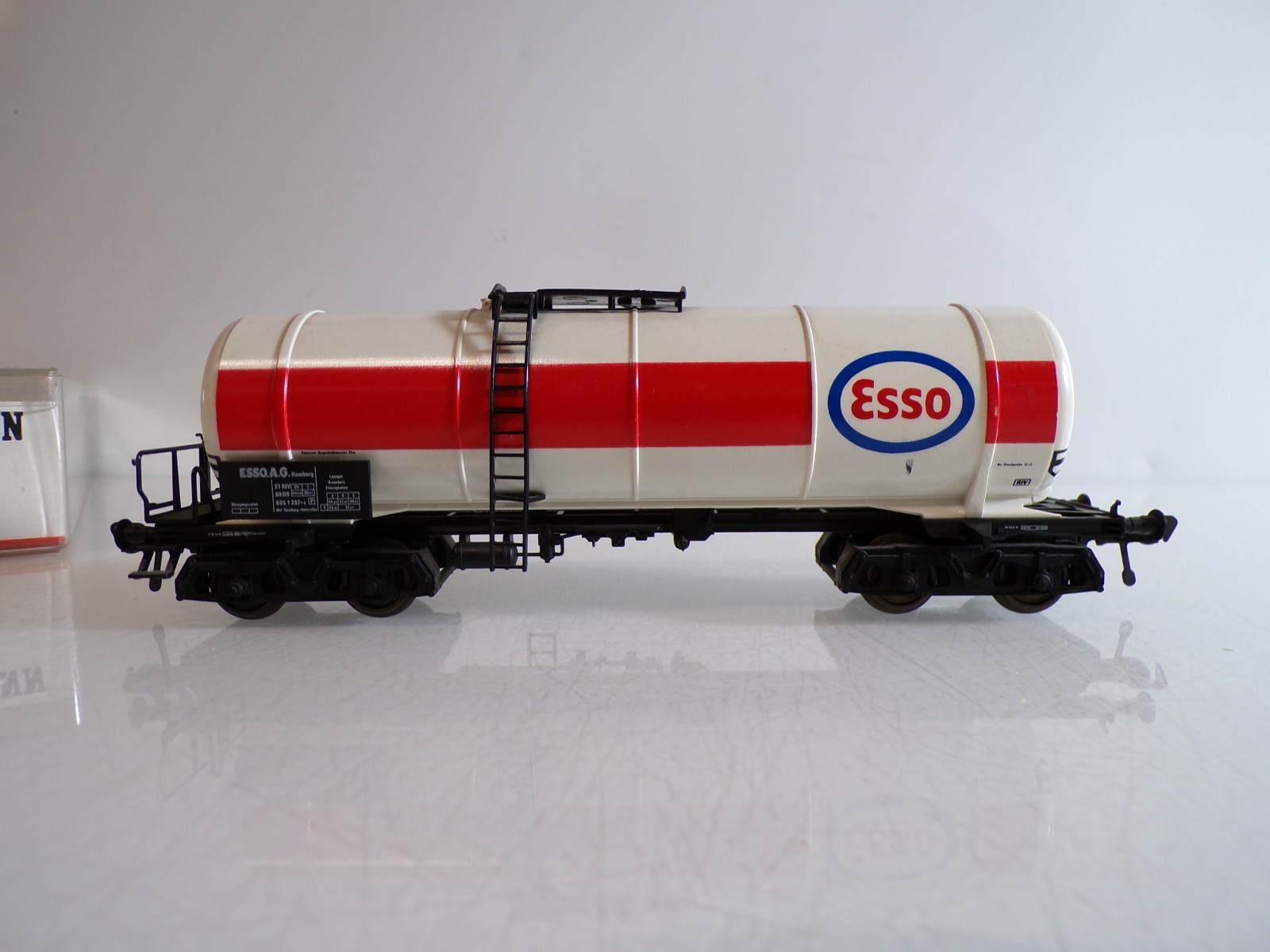 Fleischmann H0 5472 Kesselwagen Esso der DB in OVP BH1669 – Bild 4
