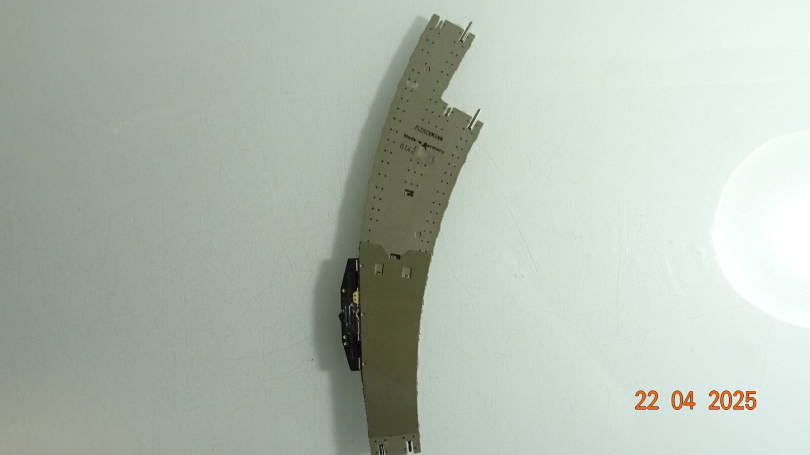 Fleischmann H0 6142 Bogenweiche links mit Antrieb siehe Foto CK7637 o. – Bild 3