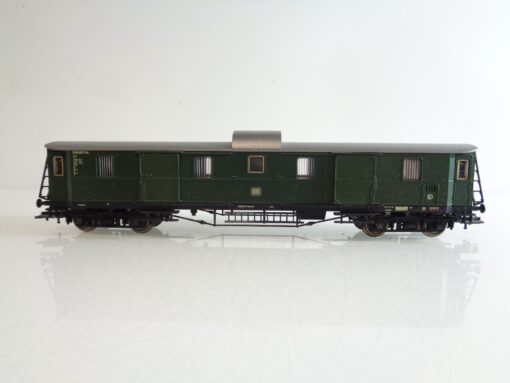 Fleischmann H0 Gepäckwagen der DB BH763 o.