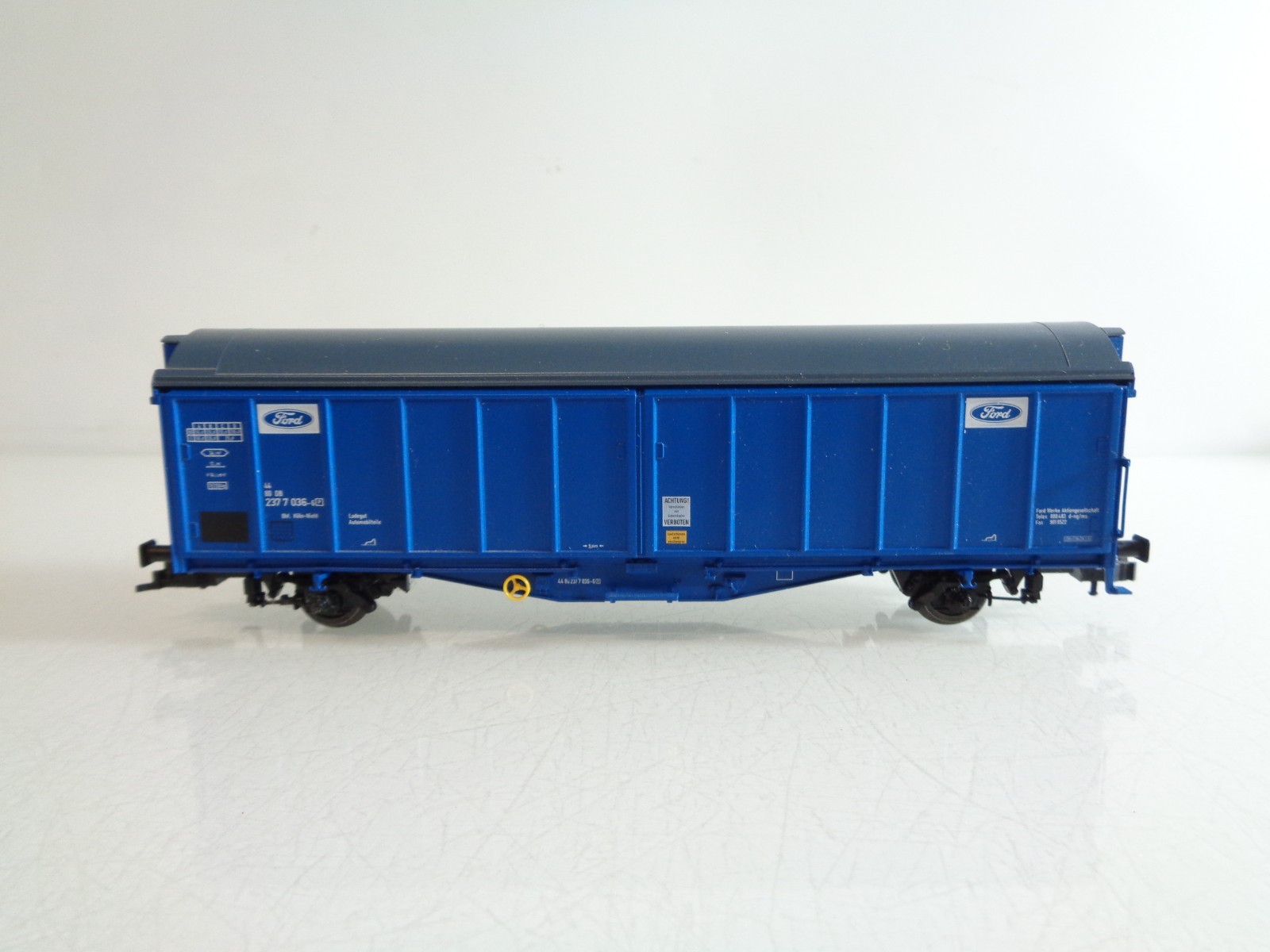 Fleischmann H0 Schiebewandwagen Ford der DB BH718 o. – Bild 3