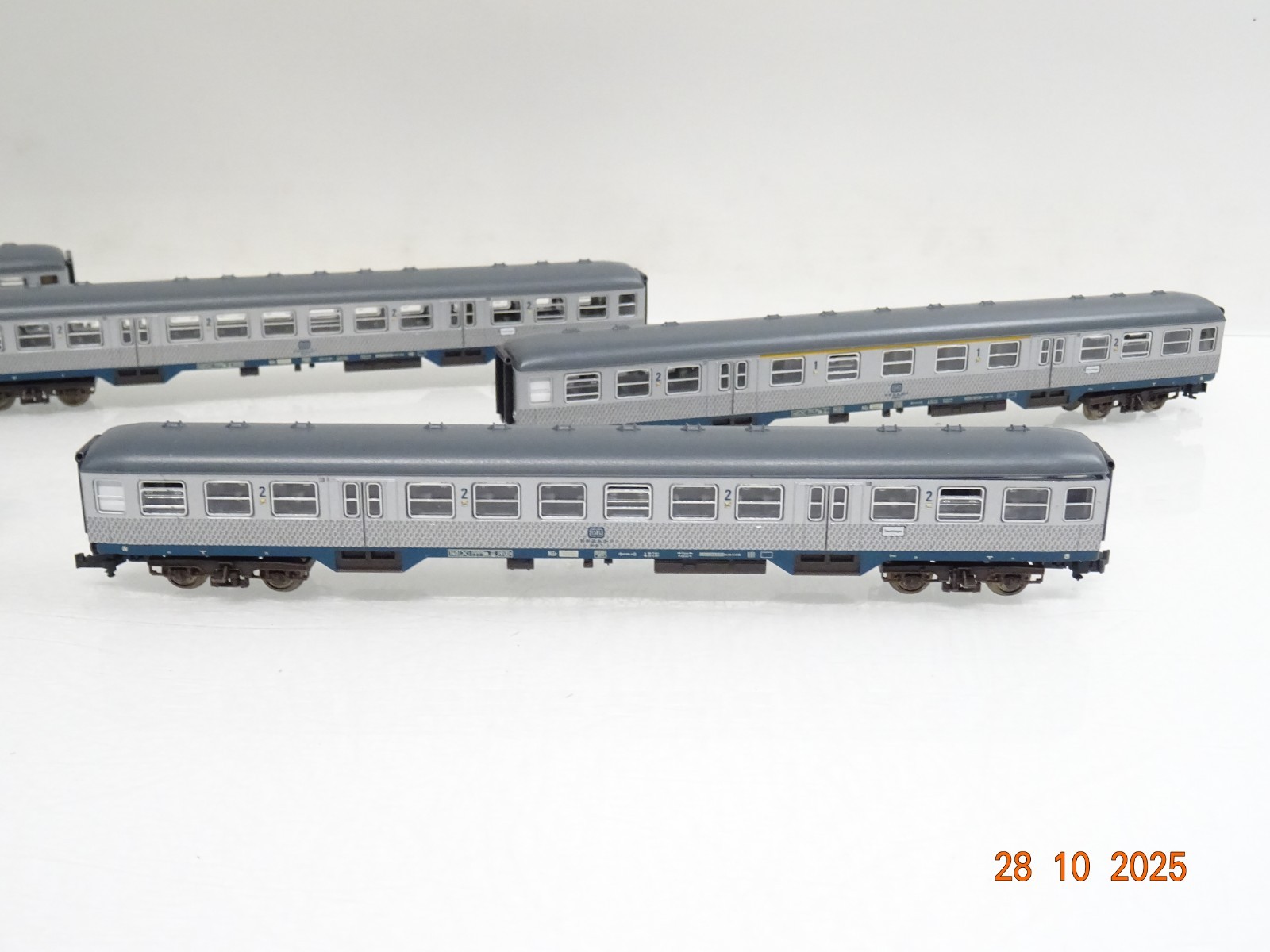 Fleischmann N Nahverkehrswagen 5 St. Silberling der DB JL3965 o. – Bild 4