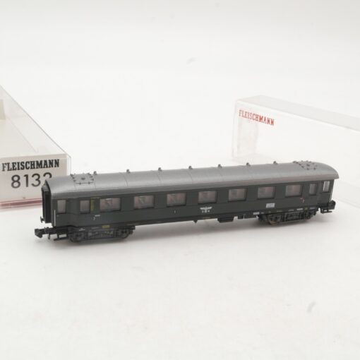Fleischmann N Schnellzugwagen 1./2. Klasse  der DR in EVP RR3525