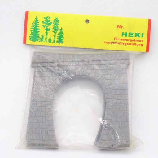 Heki H0 24 Tunnelportale in OVP EX6405