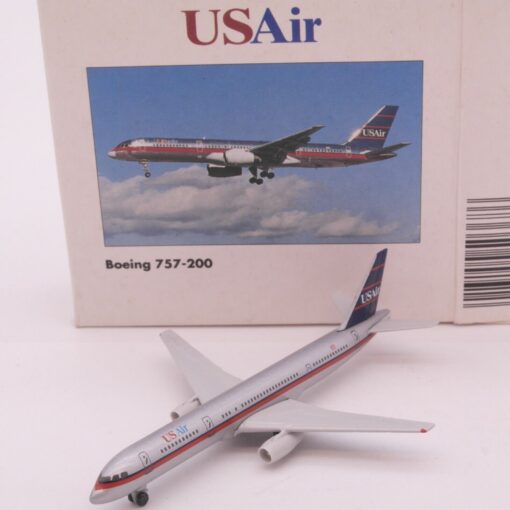Herpa 1:500 503686 Boeing 757-200 - USAir in OVP EZ9061