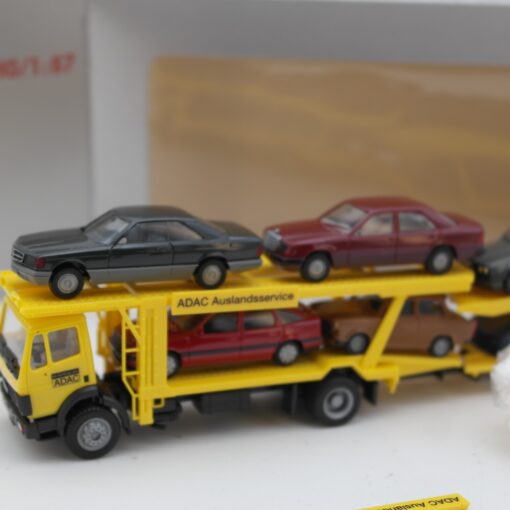 Herpa 1:87 MB SK Autotransporter ADAC mit 8 PKW Exclusiv Serie in OVP QR5820 – Bild 3