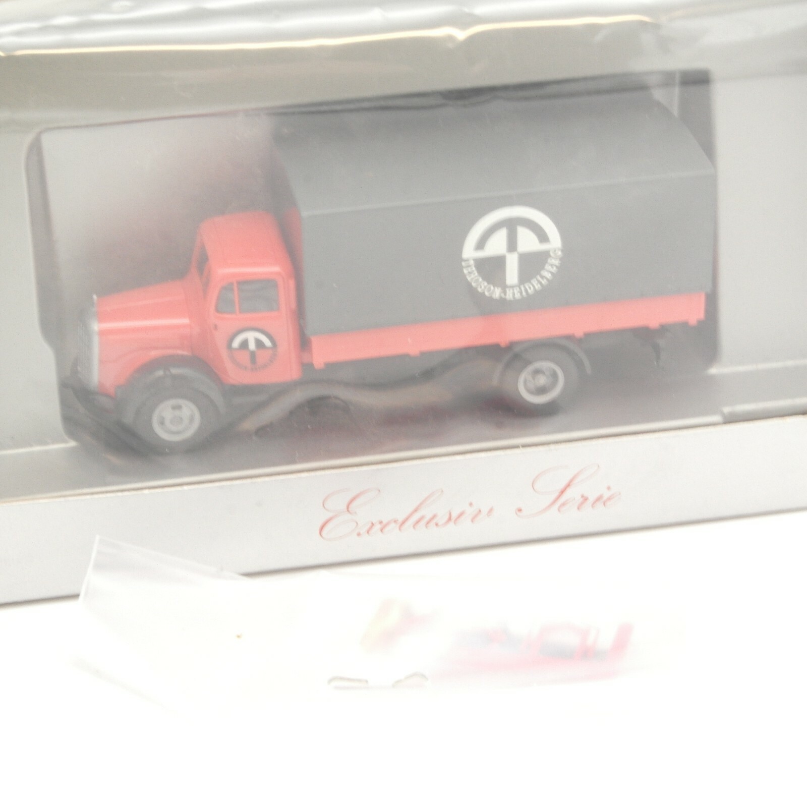 Herpa 1:87 Mercedes LKW Teroson Heidelberg Exclusiv Serie in OVP RI7645 – Bild 4