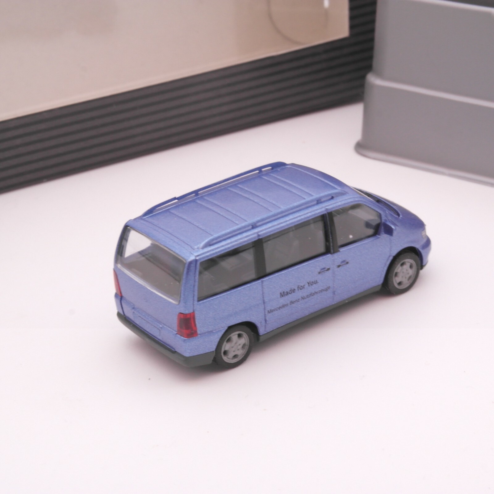 Herpa 1:87 Mercedes Vito Made for You zur IAA 2000 in OVP RT1345 – Bild 3