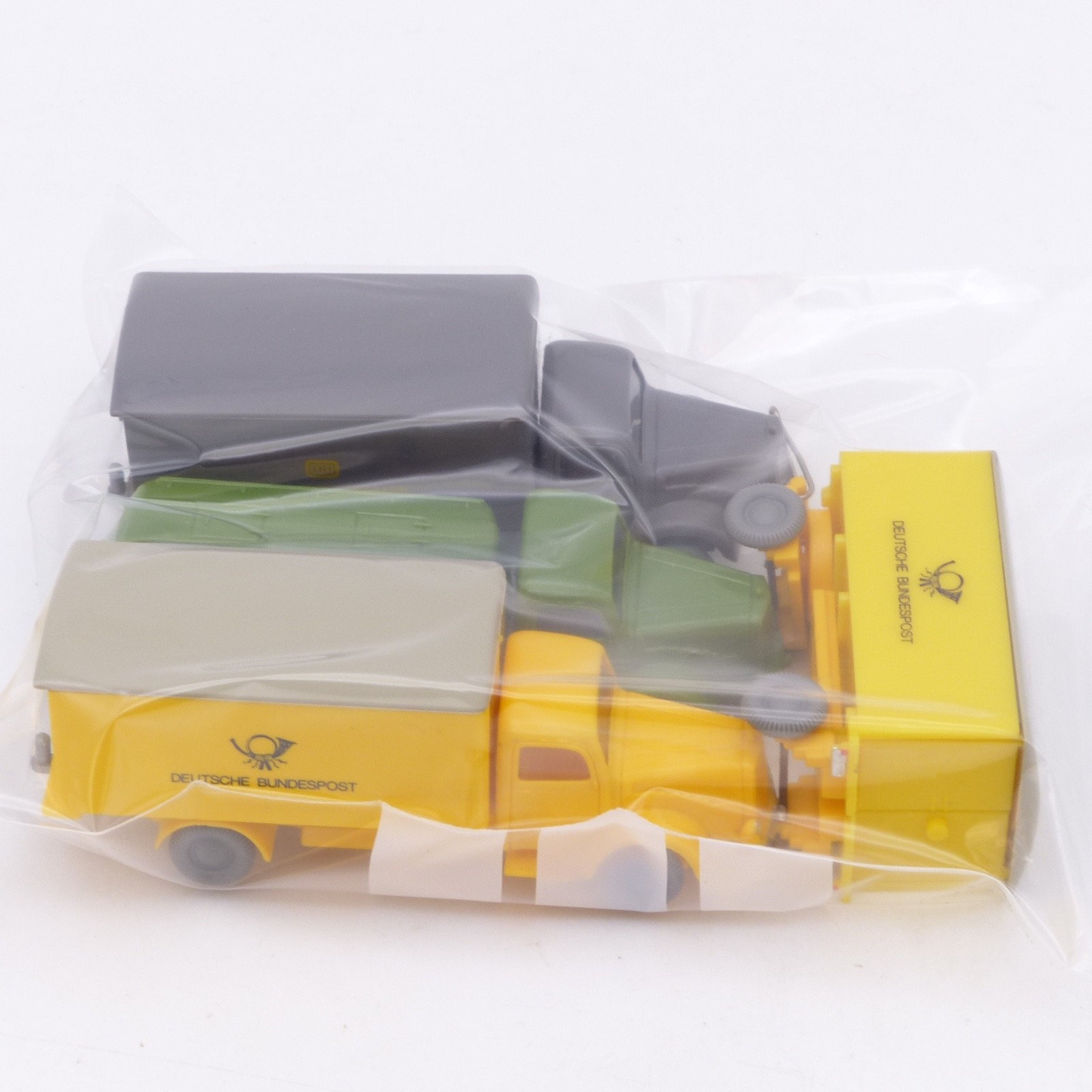 I.M.U. / IMU 1:87 3er-Pack diverse Mercedes LKW in Tüte siehe Bilder o. EX8191 – Bild 6