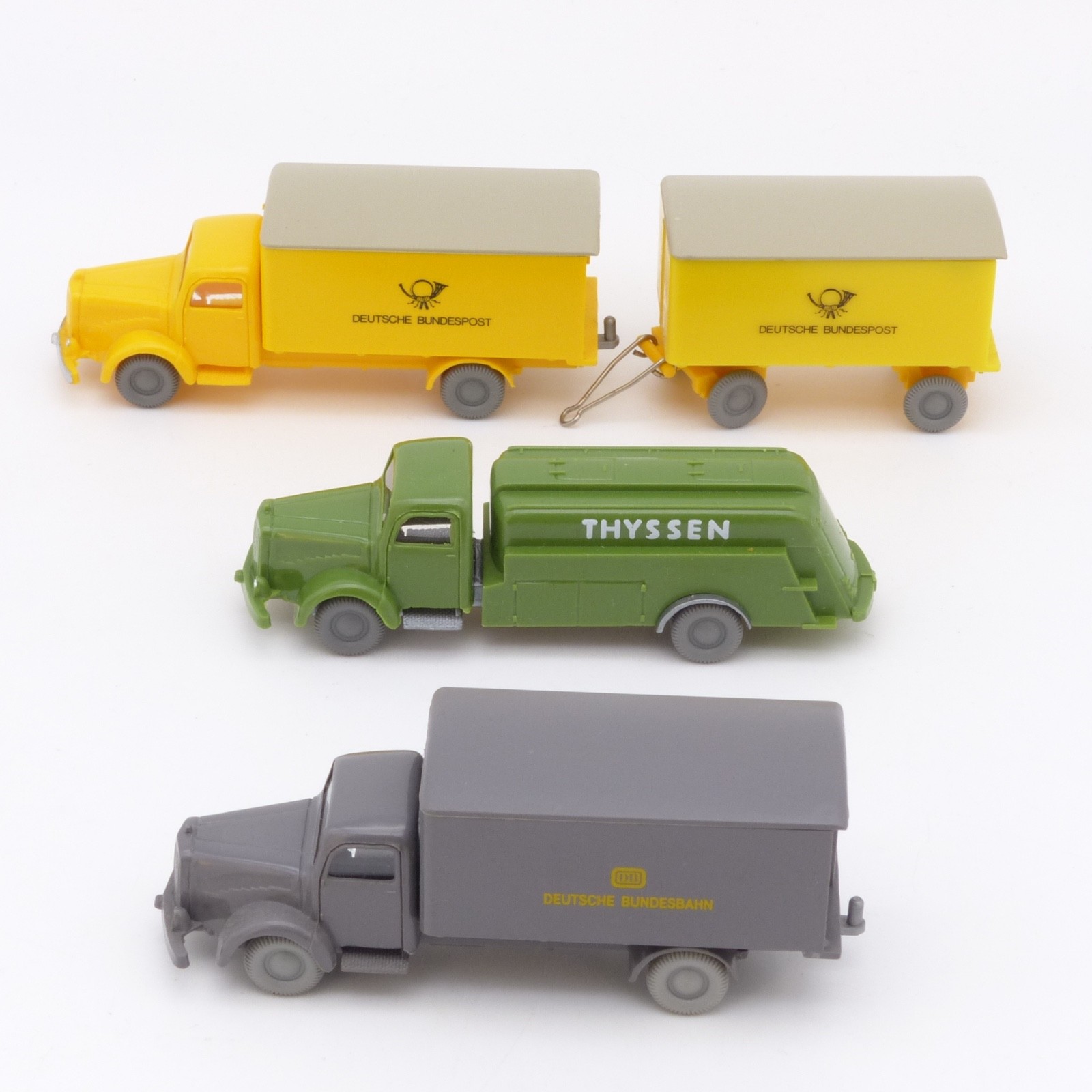 I.M.U. / IMU 1:87 3er-Pack diverse Mercedes LKW in Tüte siehe Bilder o. EX8191