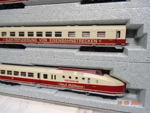 Kato H0 73304 Dieseltriebzug 4tlg. BR 175 Thälmann Grundeinheit in OVP LE9715 – Bild 5