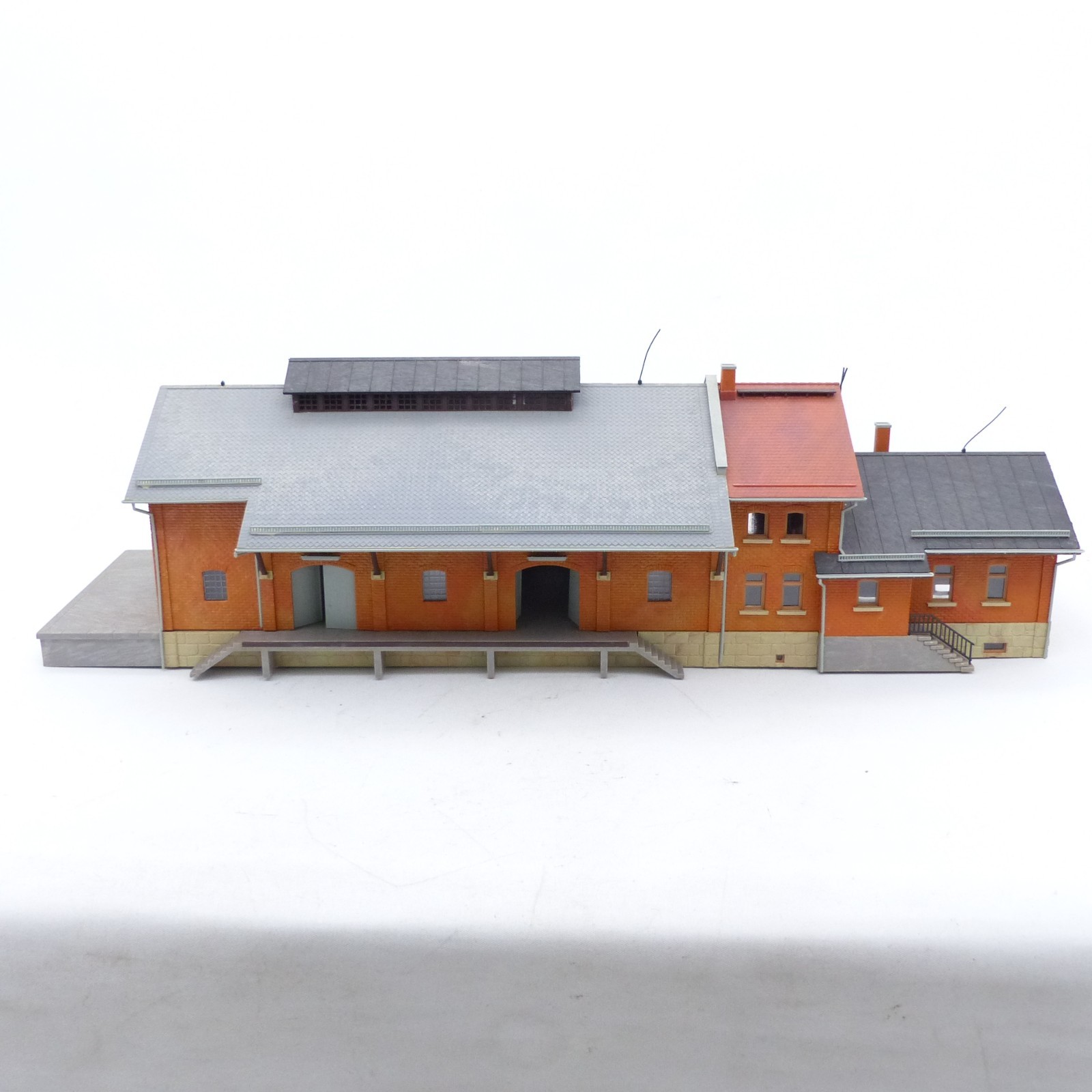 Kibri H0 39462 Güterhalle mit Rampe aus Anlagenrückbau siehe Bilder o. EX7036