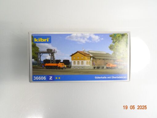 Kibri Z 36606 Güterhalle mit Überladekran Bausatz siehe Foto in OVP CK8297