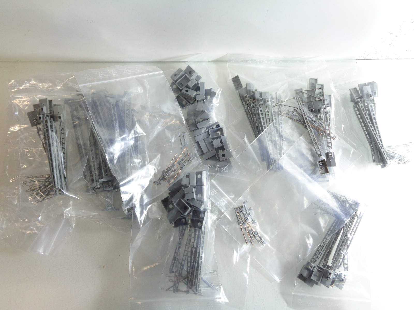Konvolut H0 Oberleitungsmasten siehe Foto PK1767 o. – Bild 3