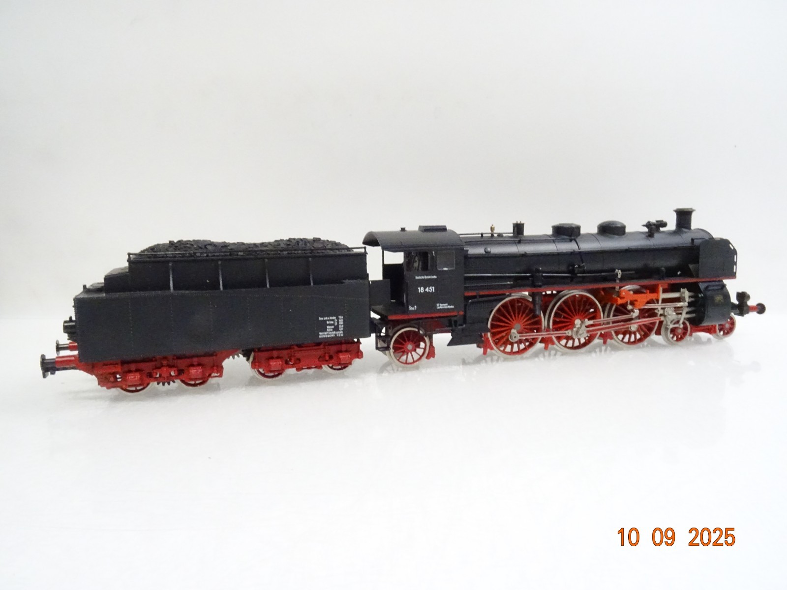 Liliput H0 1803 Dampflok BR 18 451 der DB in OVP JL2967 – Bild 3