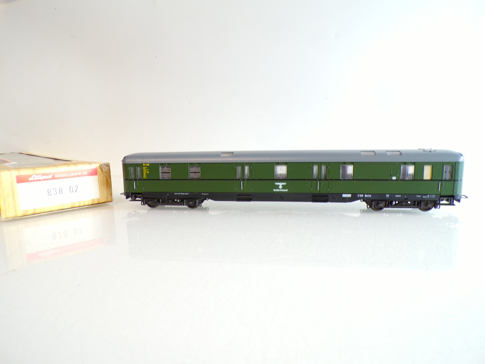 Liliput H0 83802 Gepäckwagen Schürzenwagen der DR in OVP BH1099