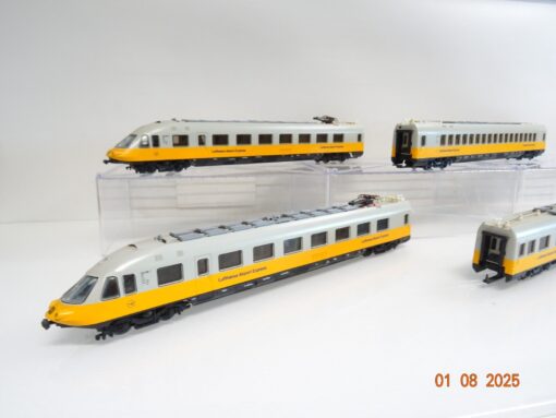 Lima H0 AC E-Triebwagen 4tlg. Lufthansa-Airport-Express JL2062 o. – Bild 3