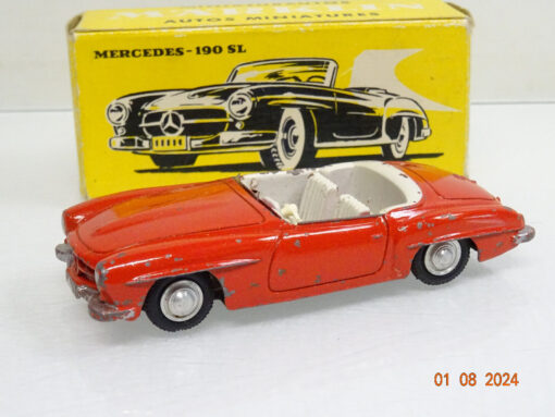 Märklin 1:43 8025 DieCast Mercedes 190 SL rot in OVP LE4713