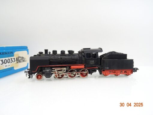 Märklin H0 3003 Dampflok BR 24 058 der DB in EVP JL372