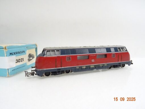 Märklin H0 3021 Diesellok V 200 027 der DB Metall in OVP JL3036