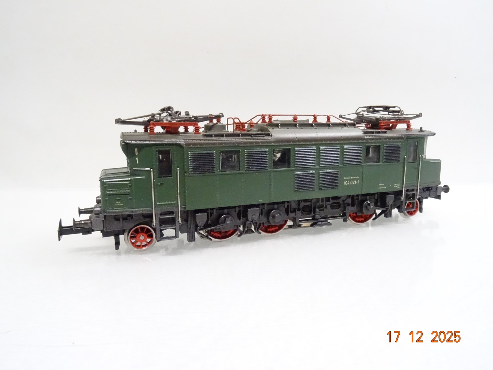 Märklin H0 3049 E-Lok BR 104 021-1 der DB in OVP JL5171 – Bild 3
