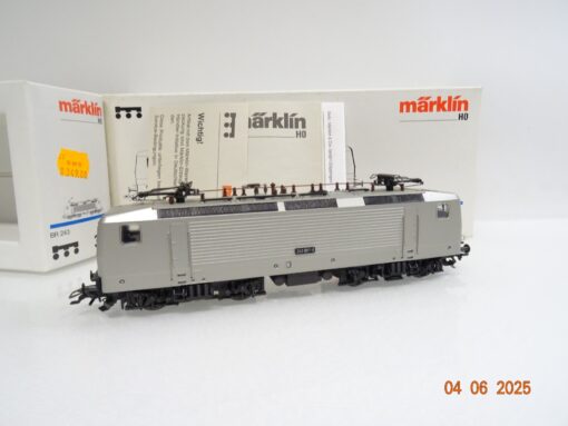 Märklin H0 3444 E-Lok BR 243 897-6 der DR Metall-Edition in OVP JL910