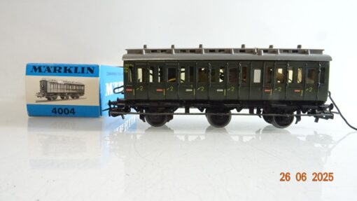 Märklin H0 4004 Abteilwagen 2. Kl.  dreiachsig mit Licht in OVP PR8754
