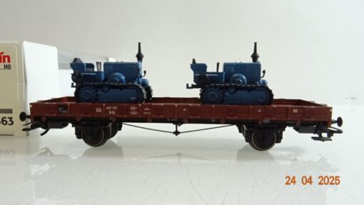 Märklin H0 46363 Rungenwagen mit 2 Raupenschlepper der DB in OVP PR7248 – Bild 3