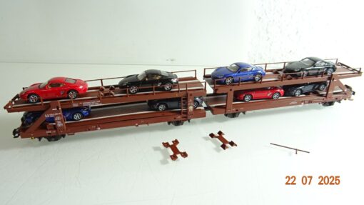 Märklin H0 47125 Doppel Autotransportwagen mit 8 PKW RR2621 o.