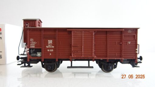 Märklin H0 48810-06 gedeckter Güterwagen mit Bremserhaus der DR in OVP PR8071 – Bild 3