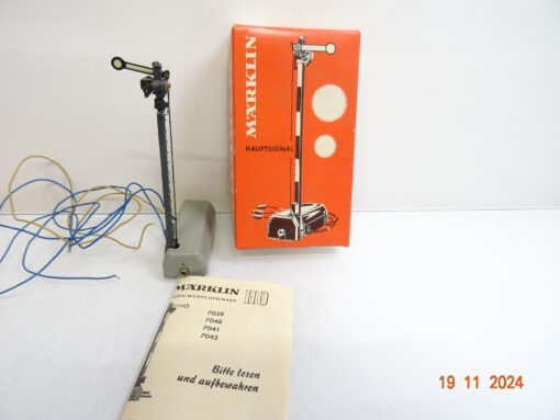 Märklin H0 7039 Hauptsignal siehe Foto in OVP CK4179