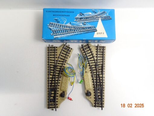 Märklin H0 M-Gleise 5118 5119 Elektro. Weichenpaar siehe Foto in OVP CK6105