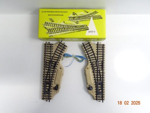 Märklin H0 M-Gleise 5118 5119 Elektro. Weichenpaar siehe Foto in OVP CK6119
