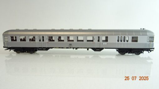 Märklin H0 Steuerwagen Silberling 2.Kl./Gepäckabt. der DB PR9255 o. – Bild 3