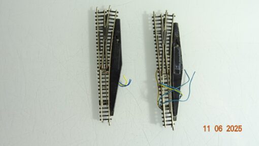 Märklin Spur Z 8561 Elektrische Weiche rechts 2 Stück siehe Foto CK8783 o.