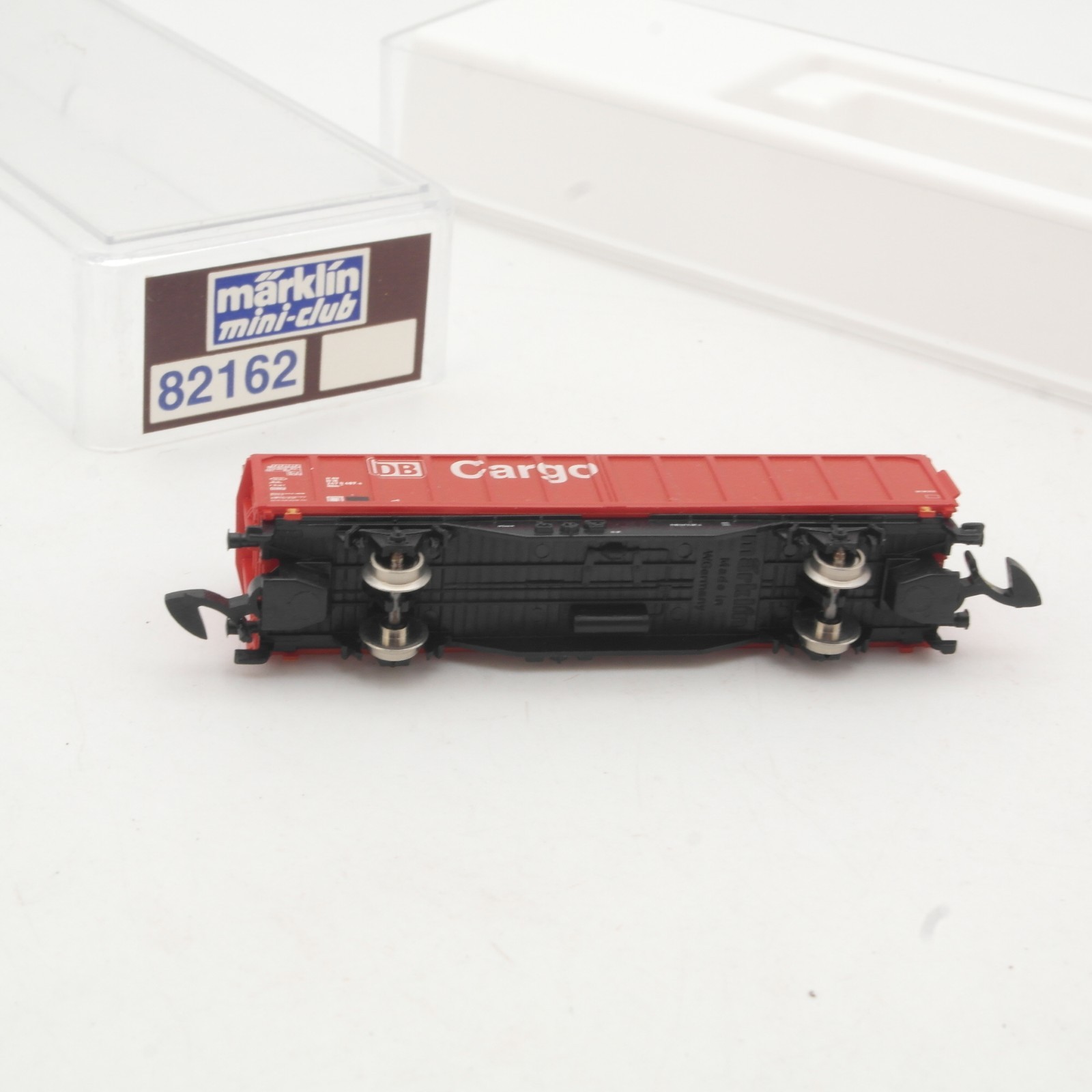 Märklin mini-club Z gedeckter Güterwagen der DB Cargo in EVP RR5449 – Bild 4