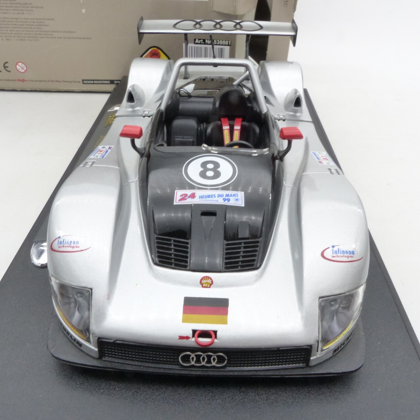 Maisto 1:18 538881 Audi R8 Le Mans (1999) #8 Biela/Pirro/Theys in OVP EX4391